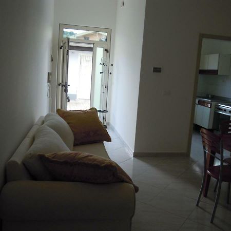La Casa Di Alessandra เปสการา ภายนอก รูปภาพ