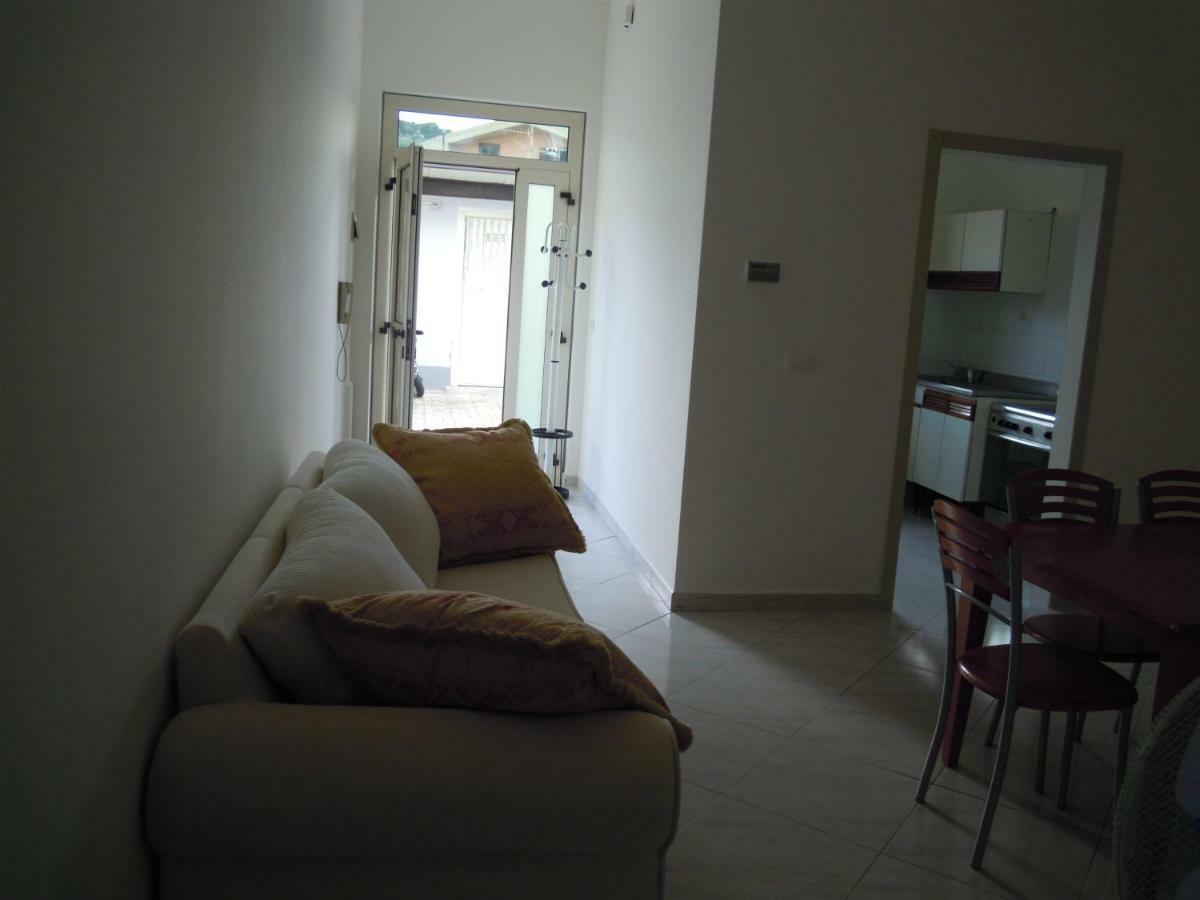La Casa Di Alessandra เปสการา ภายนอก รูปภาพ