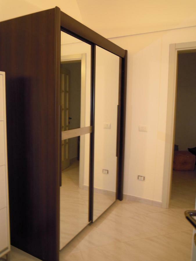 La Casa Di Alessandra เปสการา ภายนอก รูปภาพ